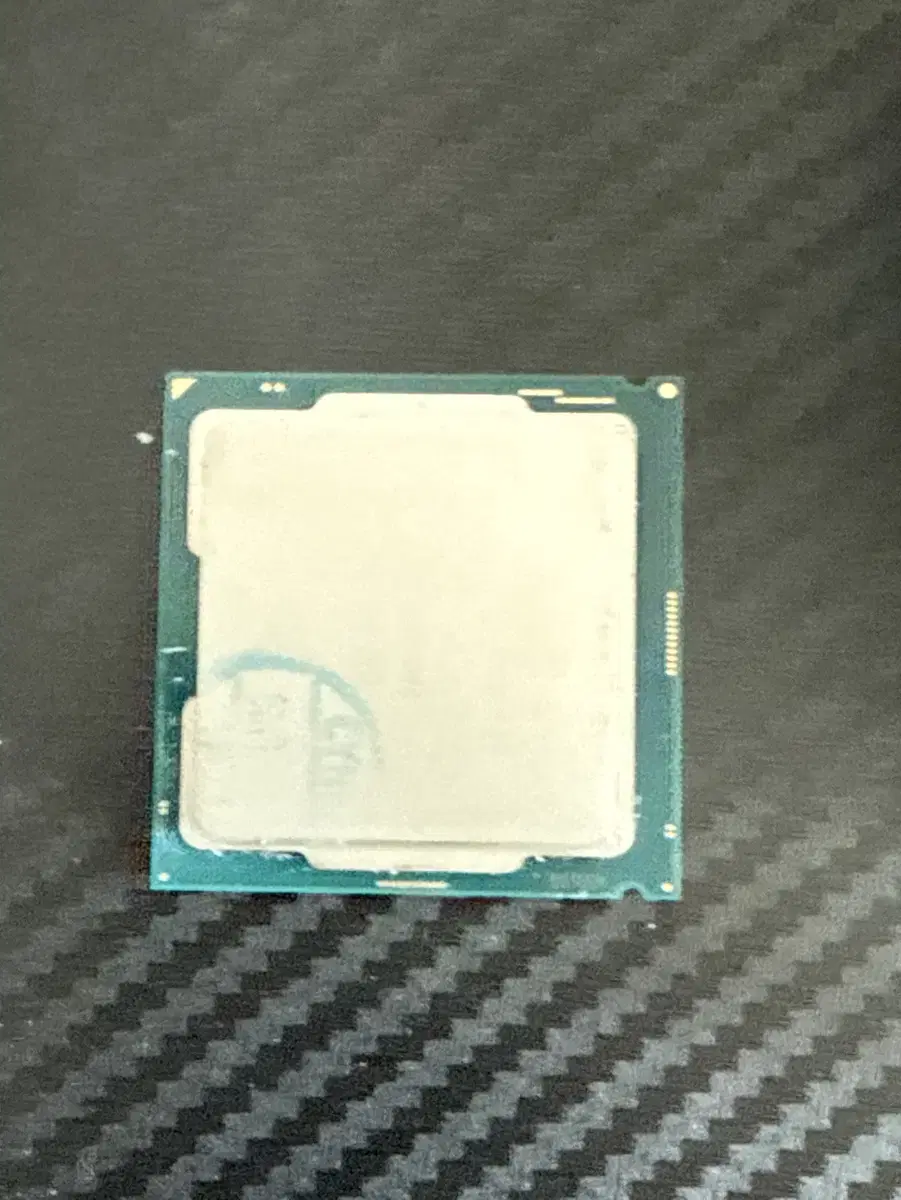 i7 9700